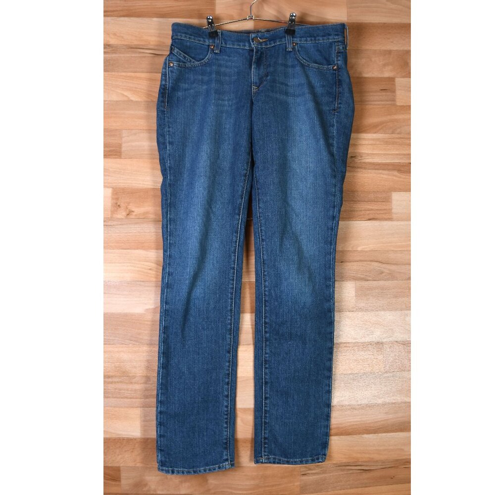 Old Navy "The Diva"  Size 10 Low rise staight leg jean